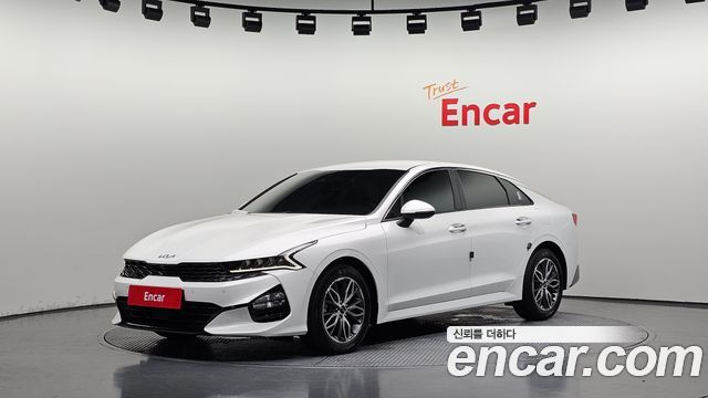 Kia K5 (III) 2.0 Noblesse 2022 — фото 1