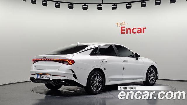 Kia K5 (III) 2.0 Noblesse 2022 — фото 2