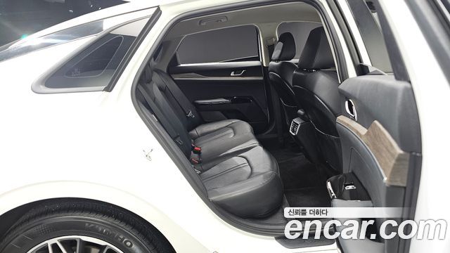 Kia K5 (III) 2.0 Noblesse 2022 — фото 11