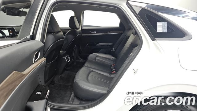 Kia K5 (III) 2.0 Noblesse 2022 — фото 12