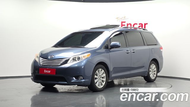 Toyota Sienna 3.5 AWD 2014 — фото 1