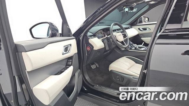 Land Rover Range Rover Velar 2.0 P250 LE 2023 — фото 10