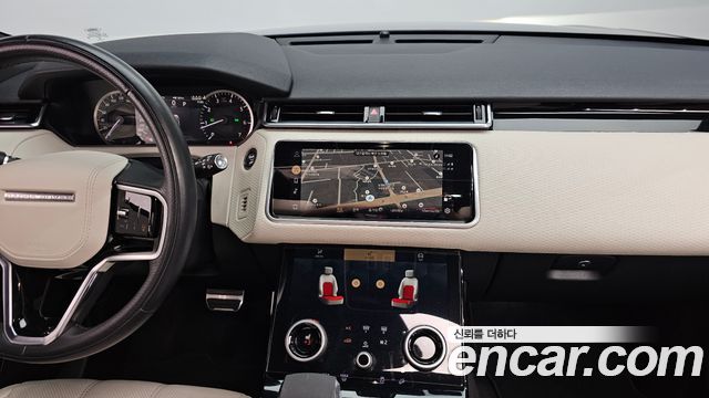 Land Rover Range Rover Velar 2.0 P250 LE 2023 — фото 13