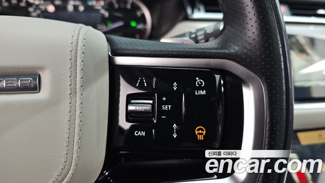 Land Rover Range Rover Velar 2.0 P250 LE 2023 — фото 16