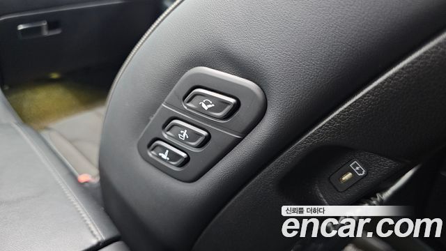 Hyundai Palisade Gasoline 3.8 4WD Calligraphy Black Edition 2024 — фото 35