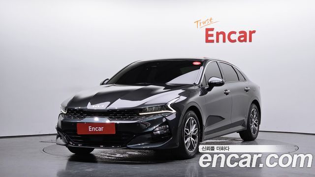 Kia K5 (III) 2.0 Prestige 2023 — фото 1