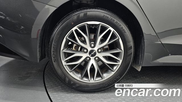 Kia K5 (III) 2.0 Prestige 2023 — фото 5