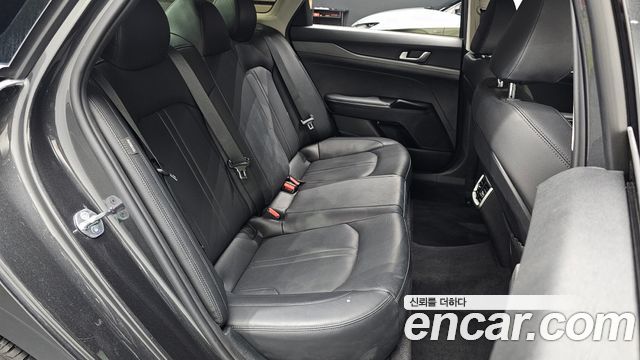 Kia K5 (III) 2.0 Prestige 2023 — фото 11