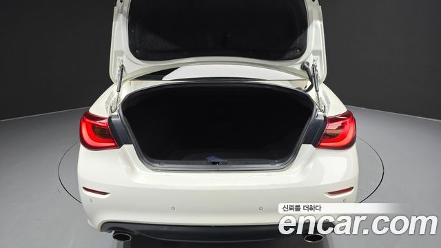 Infiniti Q70 3.7 Style 2016 — фото 20