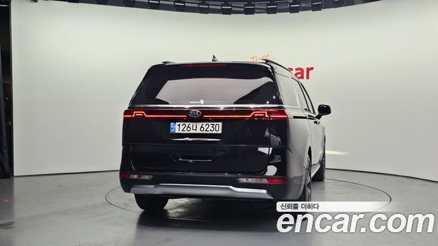 Kia Carnival (IV) Gasoline 9-Seater Noblesse 2021 — фото 4