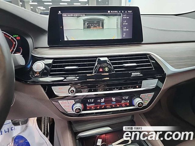 BMW 6 Series GT (G32) 630i xDrive M Sport 2020 — фото 10