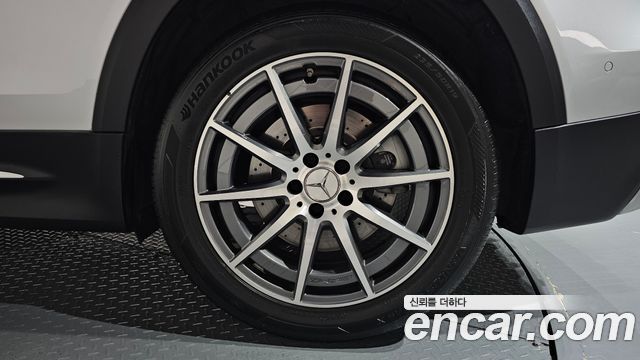 Mercedes-Benz GLB-Class (X247) AMG GLB35 4MATIC 2021 — фото 21