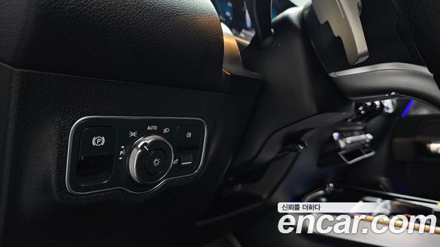 Mercedes-Benz GLB-Class (X247) AMG GLB35 4MATIC 2021 — фото 27