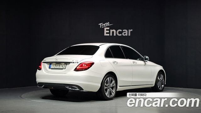 Mercedes-Benz C-Class (W205) C220 d 4MATIC 2021 — фото 2