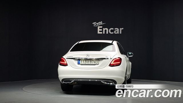 Mercedes-Benz C-Class (W205) C220 d 4MATIC 2021 — фото 4