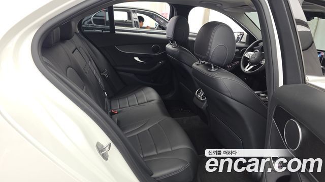 Mercedes-Benz C-Class (W205) C220 d 4MATIC 2021 — фото 12