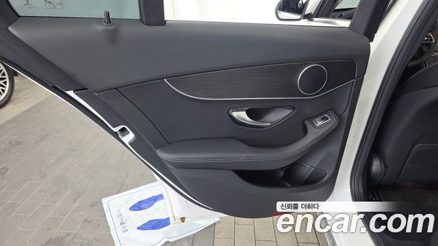Mercedes-Benz C-Class (W205) C220 d 4MATIC 2021 — фото 25