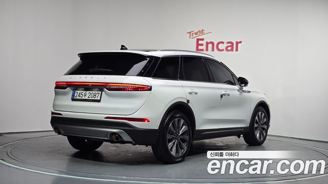 Lincoln Corsair 2.0 Reserve AWD 2020 — фото 2