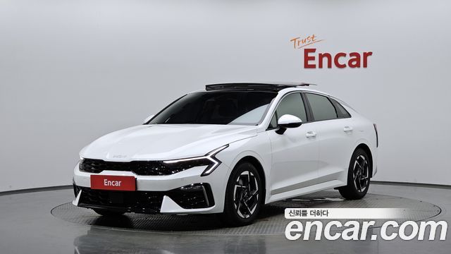 Kia K5 (III) 2.0 Prestige 2024 — фото 1