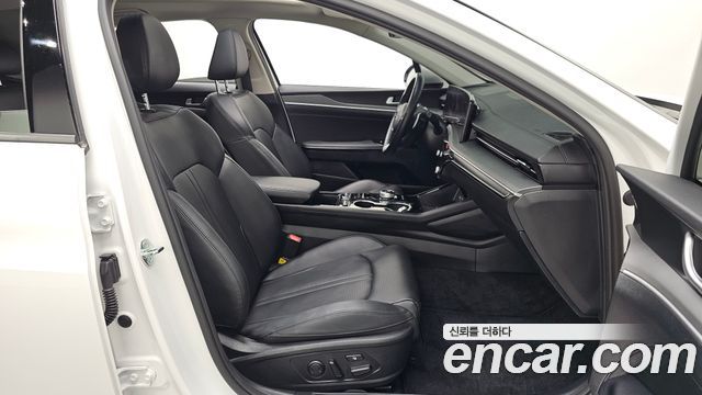 Kia K5 (III) 2.0 Prestige 2024 — фото 11