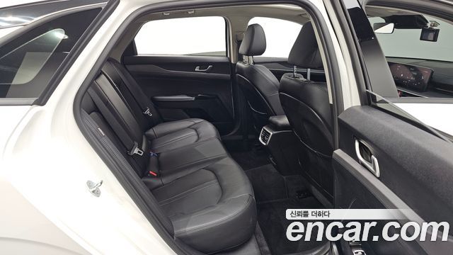 Kia K5 (III) 2.0 Prestige 2024 — фото 12