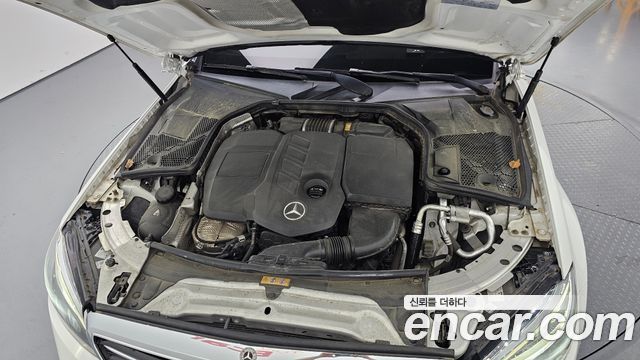 Mercedes-Benz C-Class (W205) C220 d 4MATIC Exclusive 2019 — фото 6