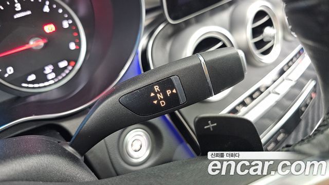Mercedes-Benz C-Class (W205) C220 d 4MATIC Exclusive 2019 — фото 9