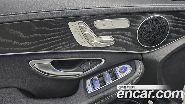 Mercedes-Benz C-Class (W205) C220 d 4MATIC Exclusive 2019 — фото 19