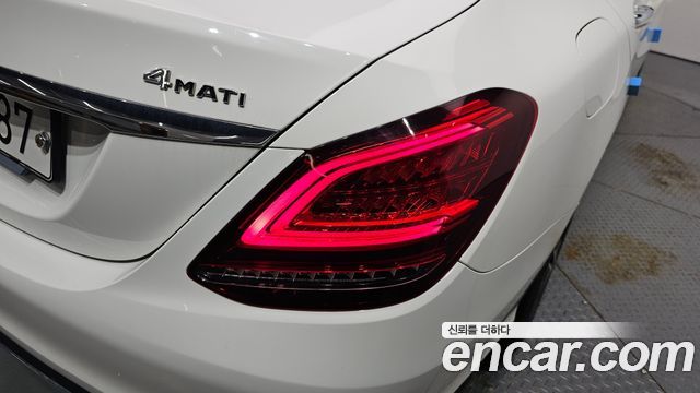 Mercedes-Benz C-Class (W205) C220 d 4MATIC Exclusive 2019 — фото 23