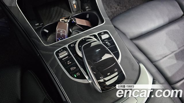Mercedes-Benz C-Class (W205) C220 d 4MATIC Exclusive 2019 — фото 29