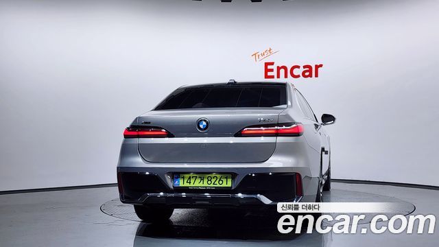 BMW 7 Series (G70) 740i xDrive M Sport 2025 — фото 4
