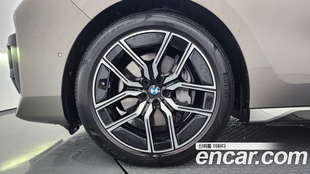 BMW 7 Series (G70) 740i xDrive M Sport 2025 — фото 5