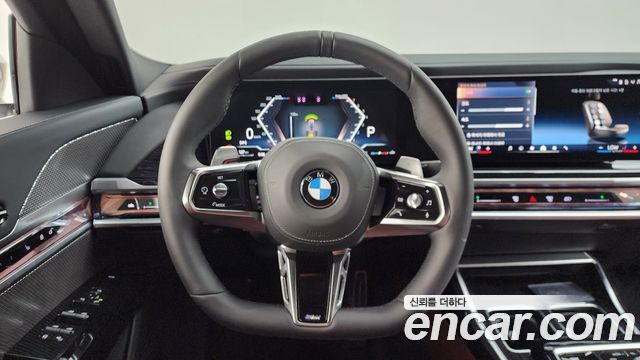 BMW 7 Series (G70) 740i xDrive M Sport 2025 — фото 12