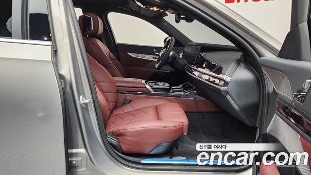 BMW 7 Series (G70) 740i xDrive M Sport 2025 — фото 26
