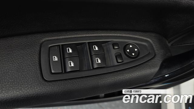 BMW 1 Series (F20) 118d Sport 5Door 2015 — фото 24