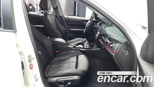 BMW 1 Series (F20) 118d Sport 5Door 2015 — фото 32