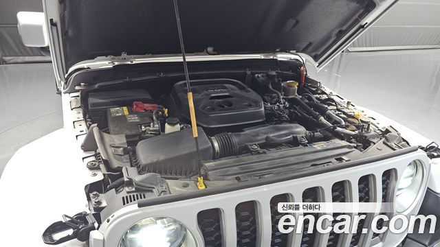 Jeep Wrangler (JL) 2.0 Overland Power Top 4Door 4xe 2022 — фото 6