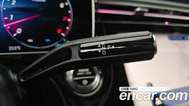 Mercedes-Benz E-Class (W214) E300 4MATIC AMG Line 2025 — фото 9