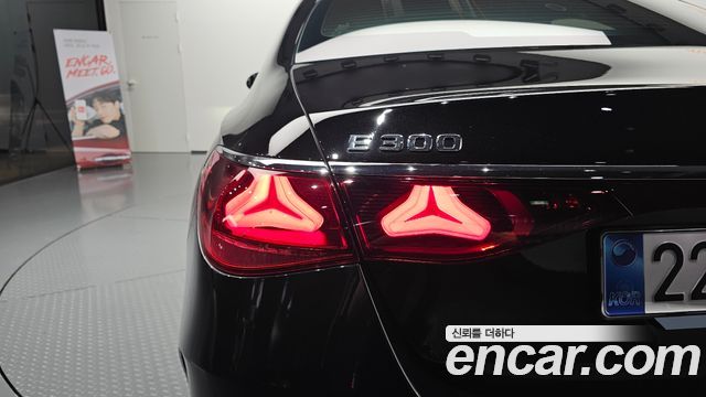 Mercedes-Benz E-Class (W214) E300 4MATIC AMG Line 2025 — фото 23