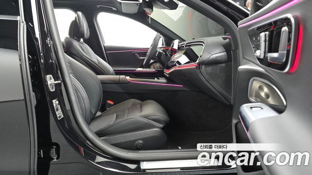 Mercedes-Benz E-Class (W214) E300 4MATIC AMG Line 2025 — фото 26