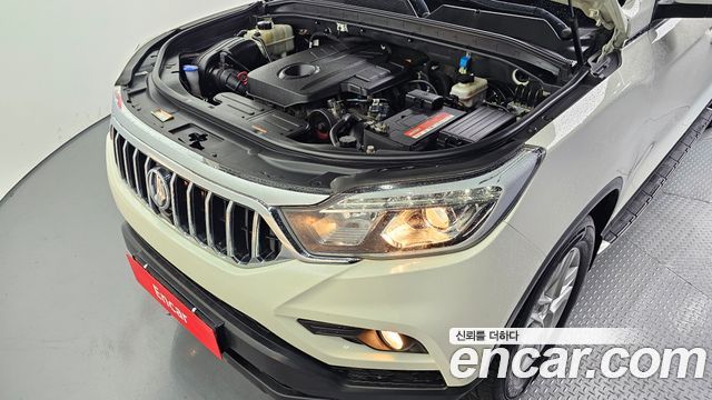 KG Mobility (SsangYong) Rexton Sports Khan Diesel 2.2 4WD Professional X (5-Link) 2019 — фото 6