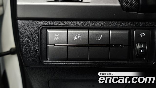 KG Mobility (SsangYong) Rexton Sports Khan Diesel 2.2 4WD Professional X (5-Link) 2019 — фото 13