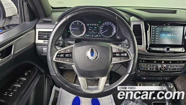 KG Mobility (SsangYong) Rexton Sports Khan Diesel 2.2 4WD Professional X (5-Link) 2019 — фото 14