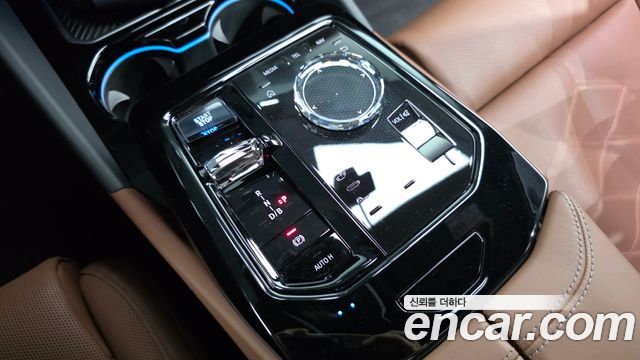 BMW i5 (G60) M60 xDrive 2024 — фото 9