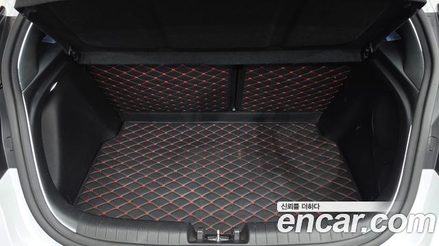 Hyundai Veloster (JS) 2.0 N 2021 — фото 17
