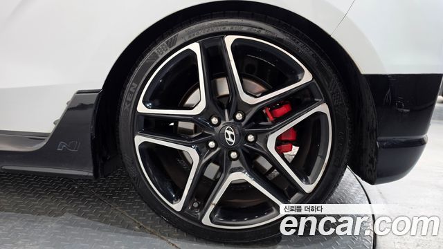 Hyundai Veloster (JS) 2.0 N 2021 — фото 21