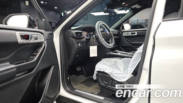Ford Explorer (VI) 2.3 LimIted 4WD 2020 — фото 10