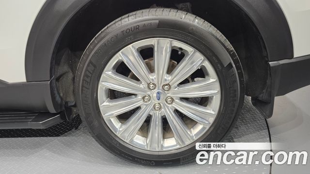 Ford Explorer (VI) 2.3 LimIted 4WD 2020 — фото 21