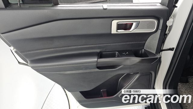 Ford Explorer (VI) 2.3 LimIted 4WD 2020 — фото 25