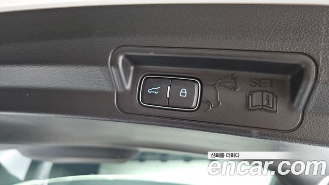 Ford Explorer (VI) 2.3 LimIted 4WD 2020 — фото 35